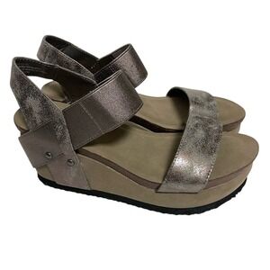 Crown Vintage Top Extra Wedges Gray Metallic Womens 8